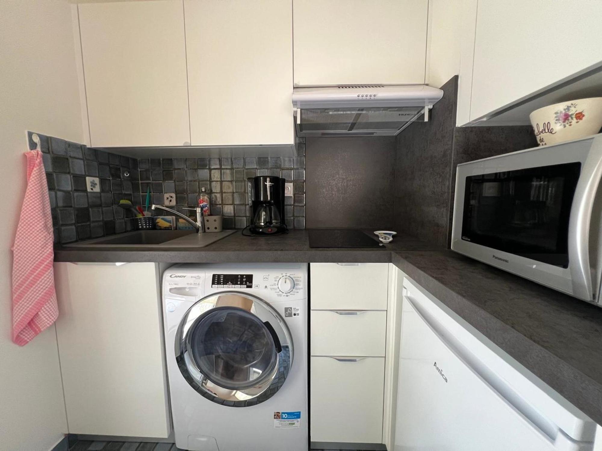 T2, Vue Mer, Proche Et Commerces, Parking Inclus - Fr-1-474-6 Apartment