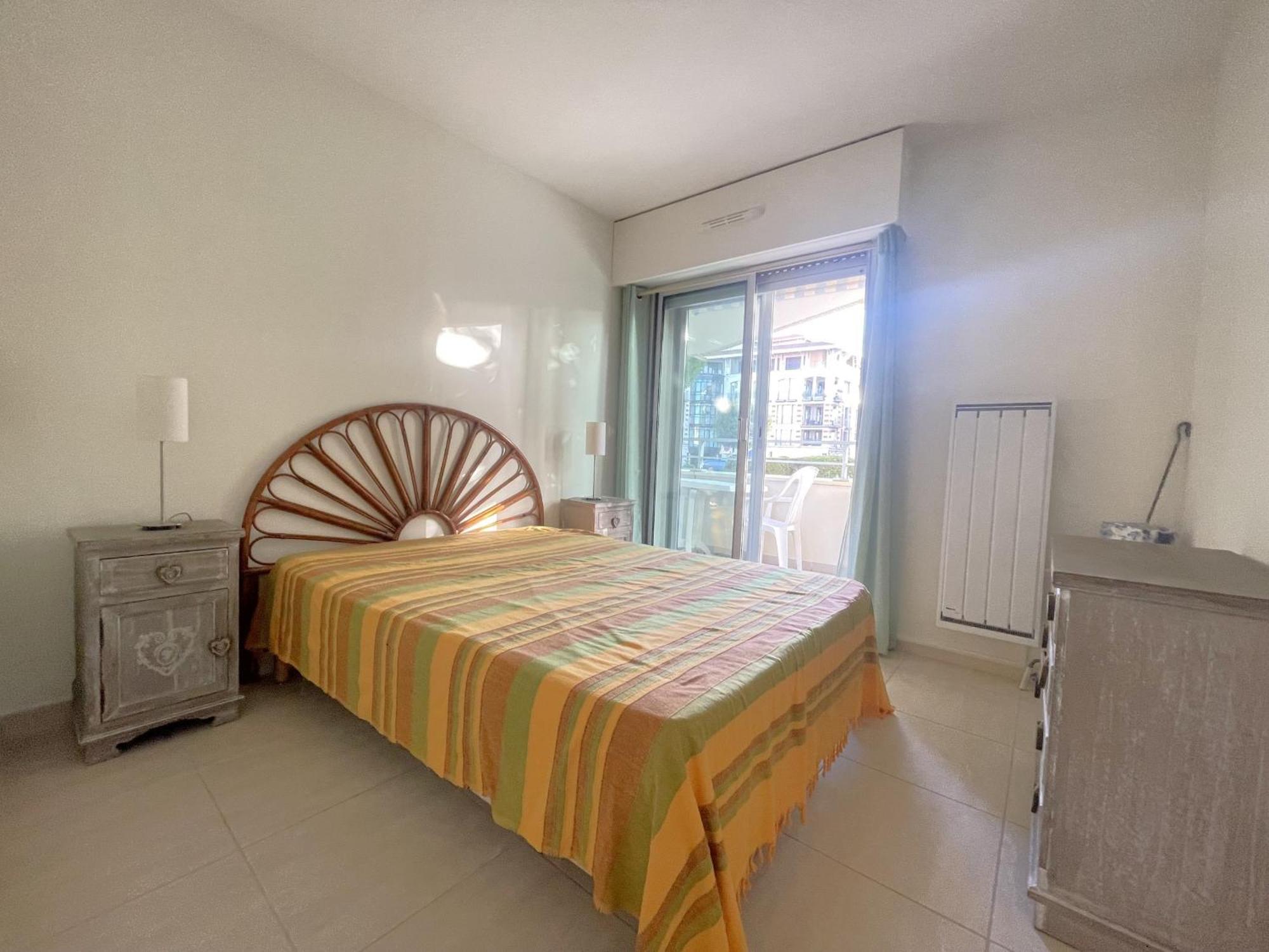 Apartment T2, Vue Mer, Proche Et Commerces, Parking Inclus - Fr-1-474-6 *